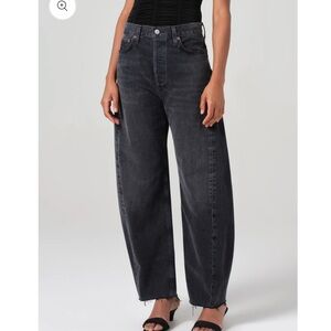 AGOLDE LUNA HIGH RISE PIECED TAPER
IN POSSES  SIZE 27